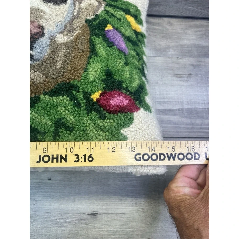 The Unbranded Brand golden retriever